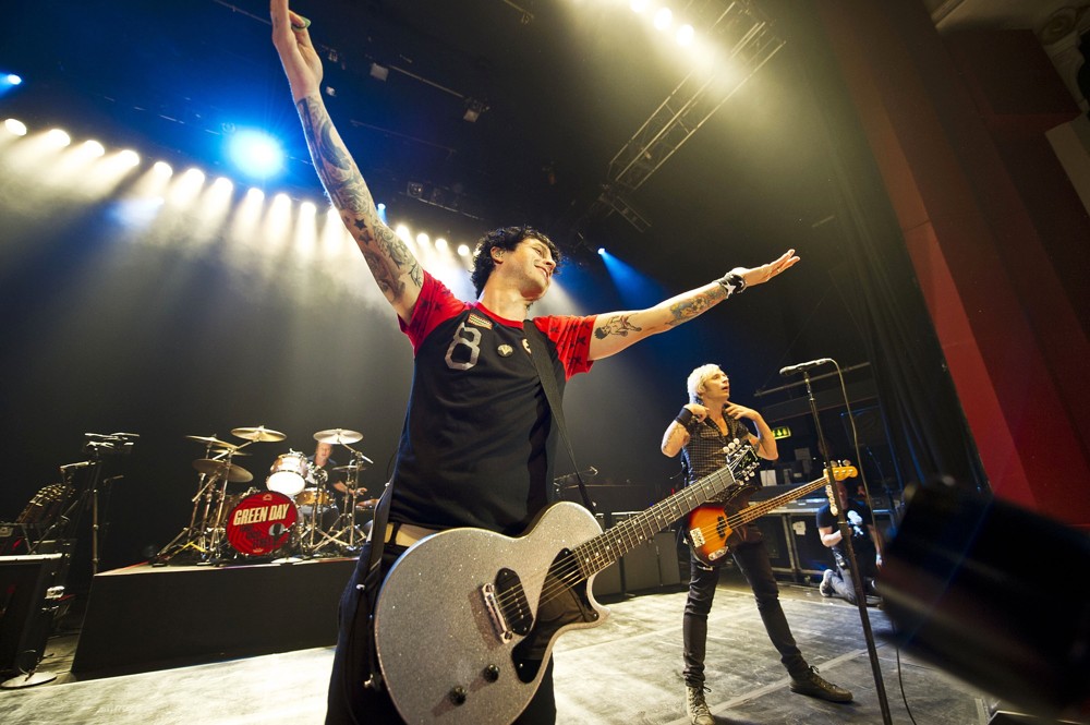 Performance days. Green Day Live.
