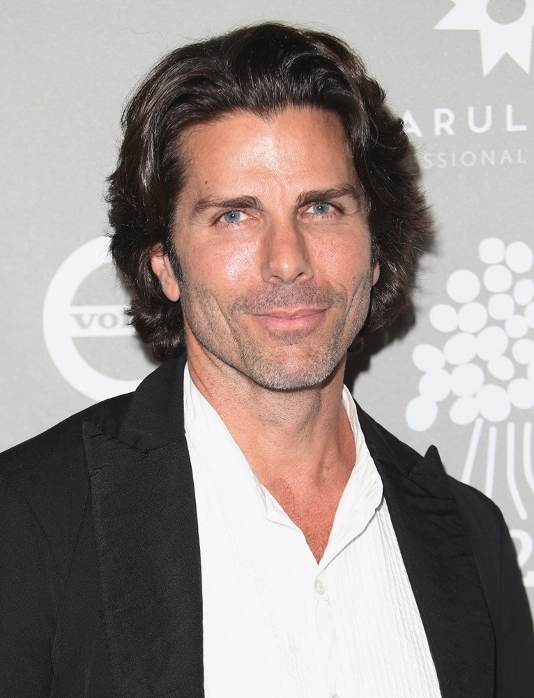 Greg Lauren;<br>2015 Baby2Baby Gala - Arrivals