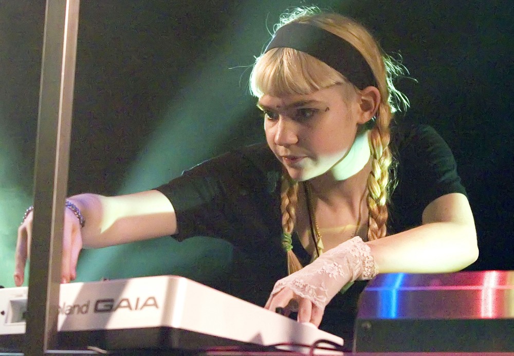 Grimes;<br>Grimes Performing