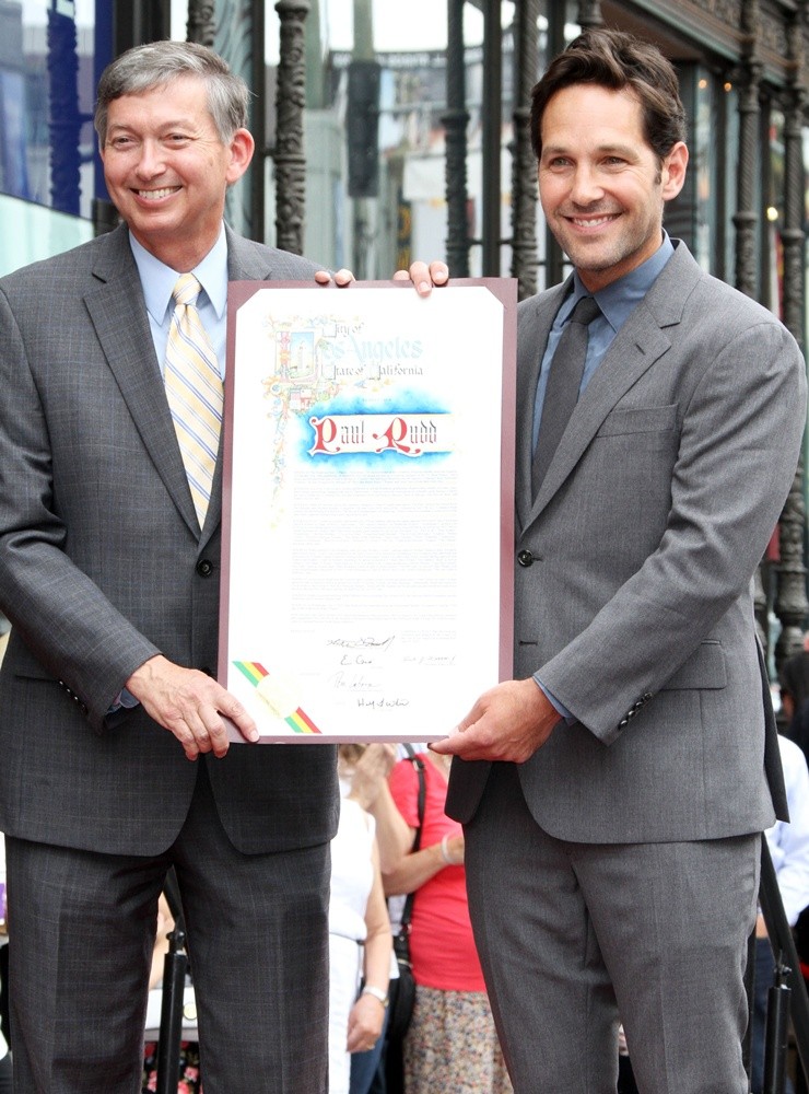 Leron Gubler;Paul Rudd;<br>Paul Rudd Honored with A Star on The Hollywood Walk of Fame