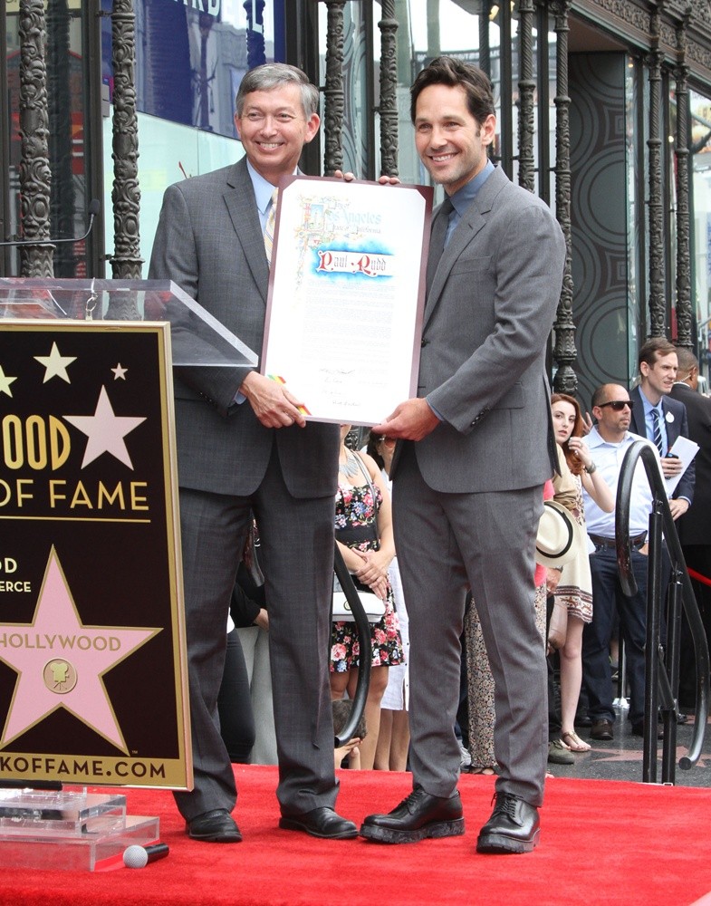 Leron Gubler;Paul Rudd;<br>Paul Rudd Honored with A Star on The Hollywood Walk of Fame