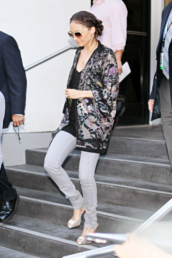 Nicole Richie;<br>Celebrities Raise Money for 'Larry King Live: Disaster in the Gulf' Telethon