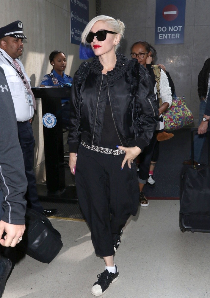 Gwen Stefani Arrives at Los Angeles International Airport