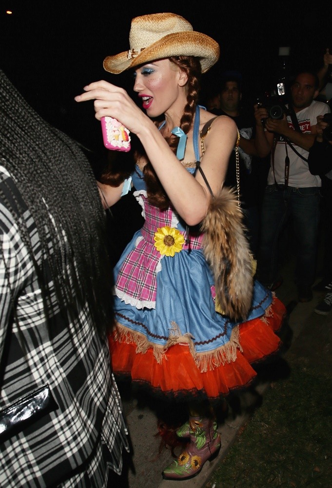 Gwen Stefani;No Doubt;<br>Gwen Stefani Seen Attending The Casa Amigos Halloween Party