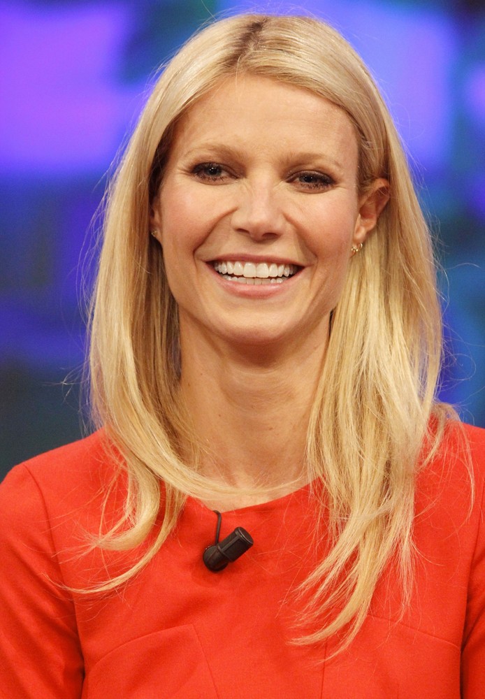 Gwyneth Paltrow;<br>Gwyneth Paltrow Appears on El Hormiguero TV Show
