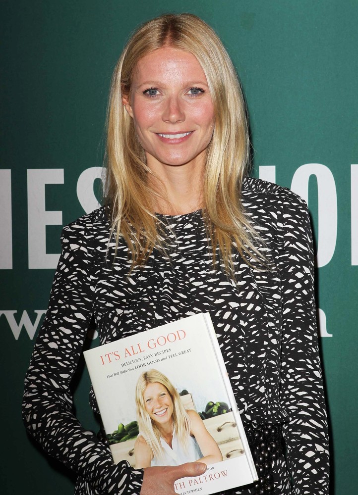 Gwyneth Paltrow;<br>Gwyneth Paltrow Signs Copies of Her Book