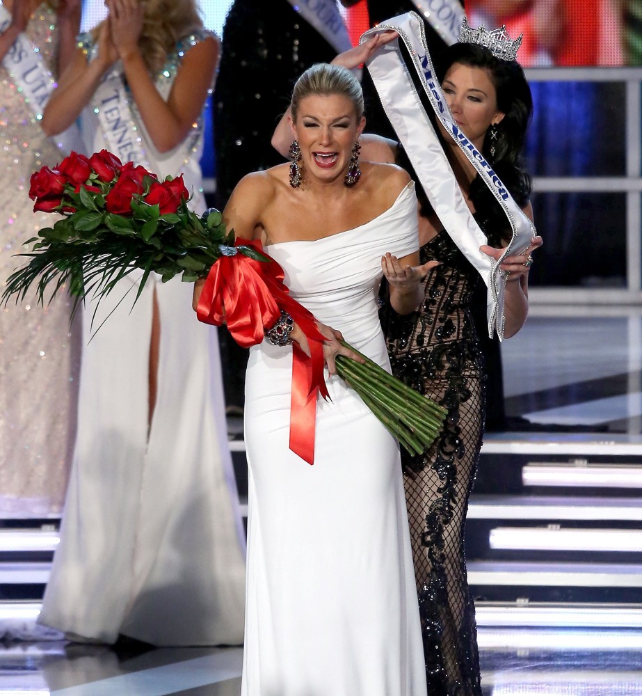 Mallory Hagan;Laura Kaeppeler;<br>2013 Miss America Final Competition