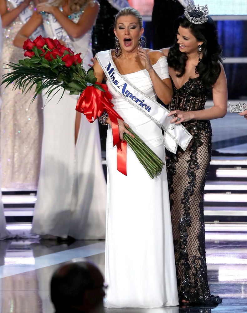 Mallory Hagan;Laura Kaeppeler;<br>2013 Miss America Final Competition