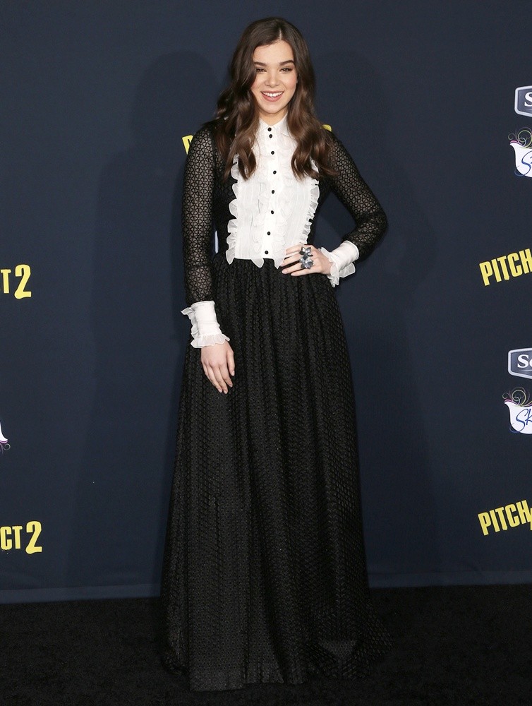 Hailee Steinfeld;<br>Pitch Perfect 2 World Premiere - Arrivals