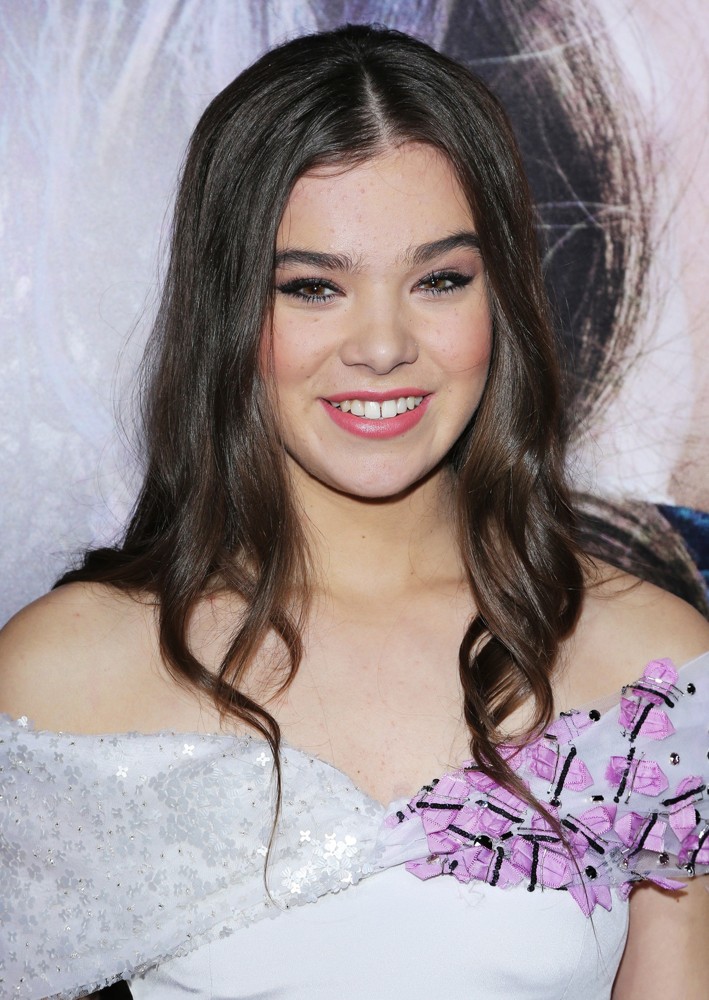 Hailee Steinfeld;<br>Premiere of Relativity Media's Romeo and Juliet