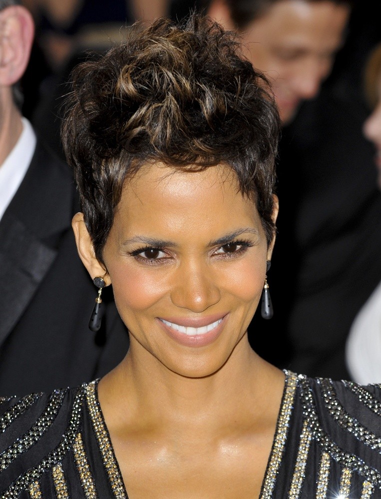 Halle Berry;<br>The 85th Annual Oscars - Red Carpet Arrivals
