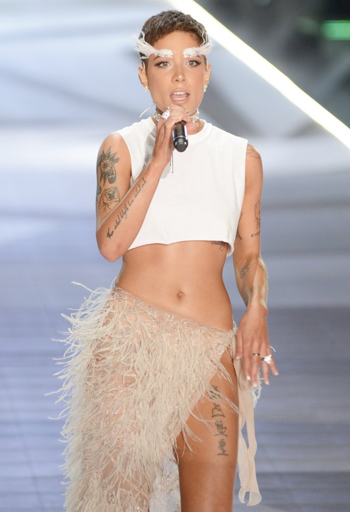 Halsey;<br>Victoria's Secret 2018 Fashion Show - Runway