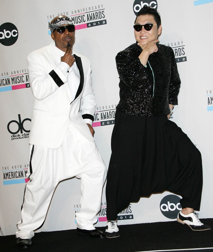 MC Hammer Picture 59 The 40th Anniversary American Music Awards