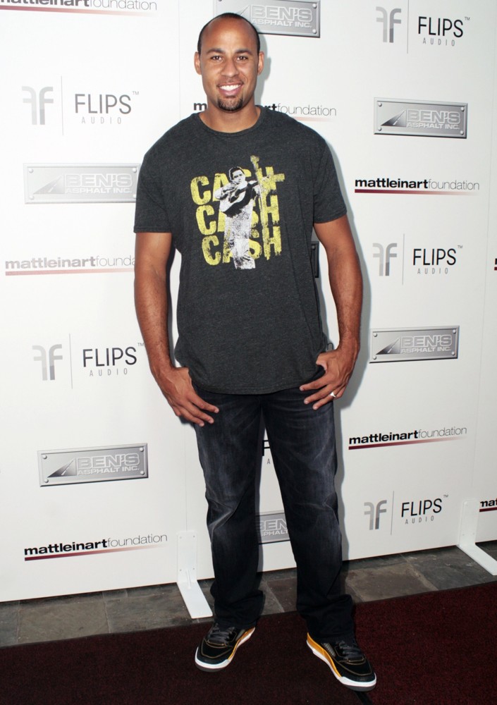 NFL Quarterback Matt Leinart's 7th Annual Celebrity Bowl