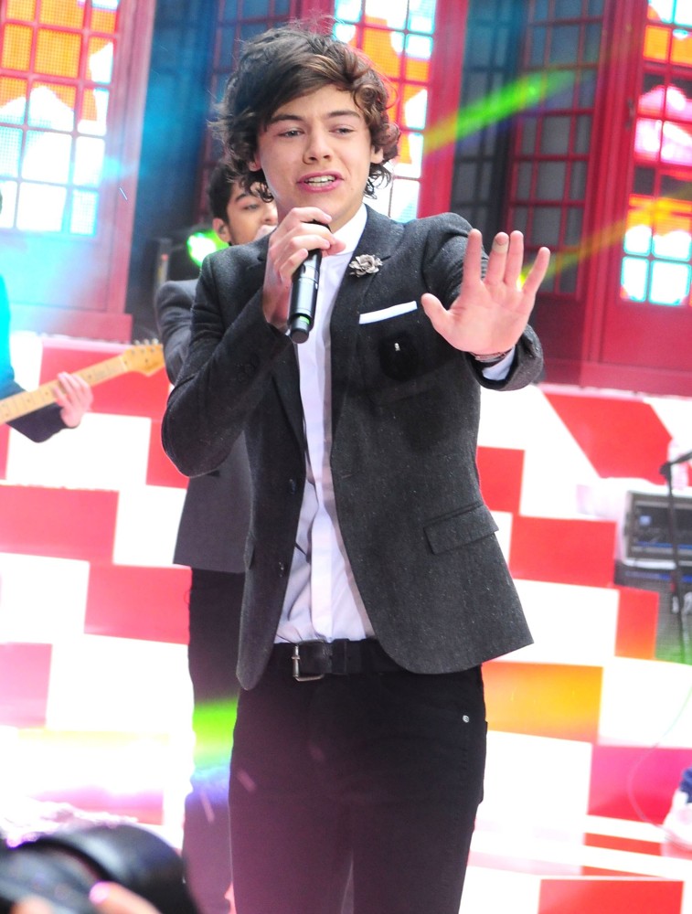 Harry Styles;One Direction;<br>One Direction Performing Live on The Today Show