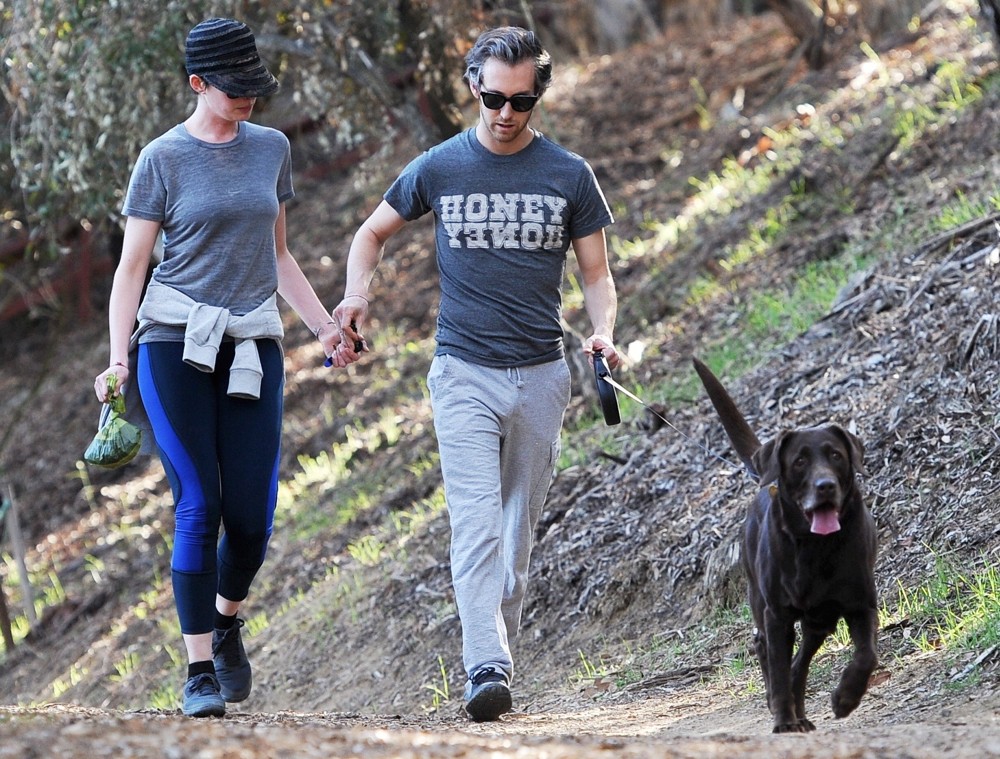 Anne Hathaway Jogging with Adam Shulman and Their Dog