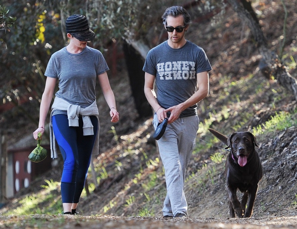 Anne Hathaway Jogging with Adam Shulman and Their Dog