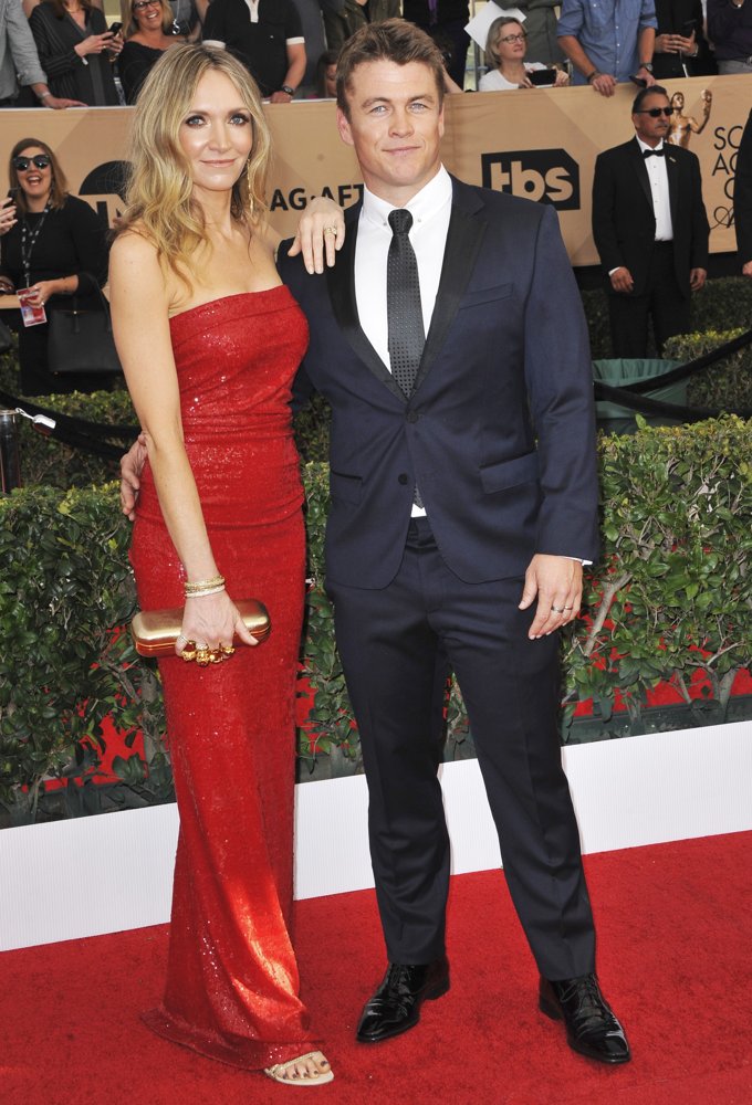 Samantha Hemsworth, Luke Hemsworth<br>23rd Annual Screen Actors Guild Awards - Arrivals