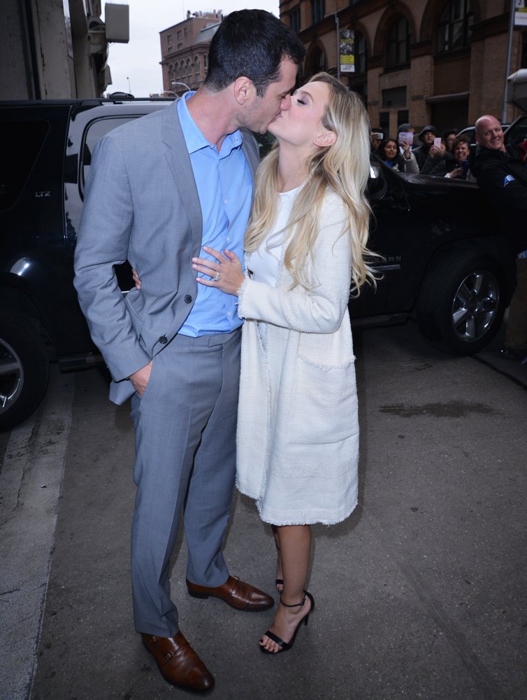 Ben Higgins;Lauren Bushnell;<br>Ben Higgins and Lauren Bushnell at AOL
