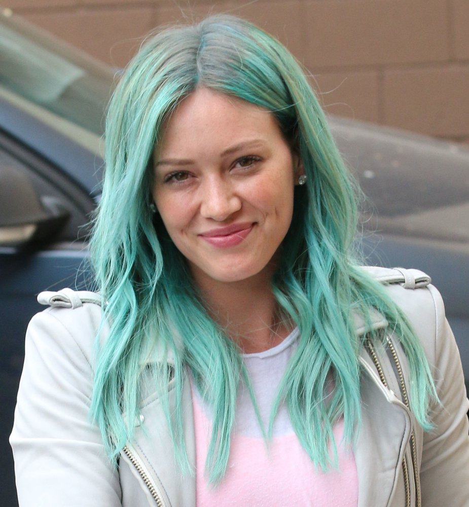 Hilary Duff;<br>Hilary Duff Showing Off Her New Hair Color