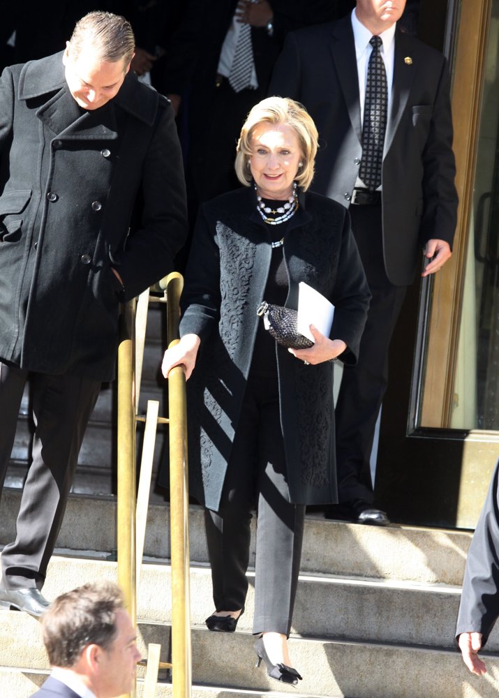 Hillary Clinton;<br>The Private Funeral Oscar de la Renta