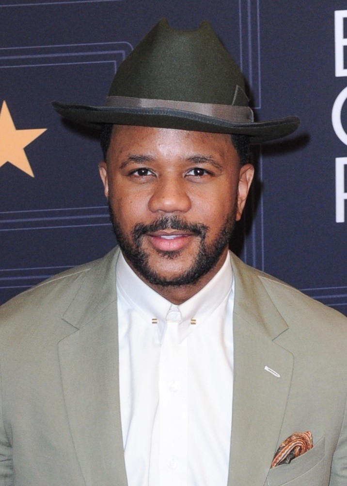 Hosea Chanchez;<br>Black Girls Rock! 2016 - Arrivals