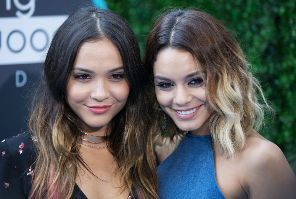 Stella Hudgens;Vanessa Hudgens;<br>The 16th Annual Young Hollywood Awards - Arrivals