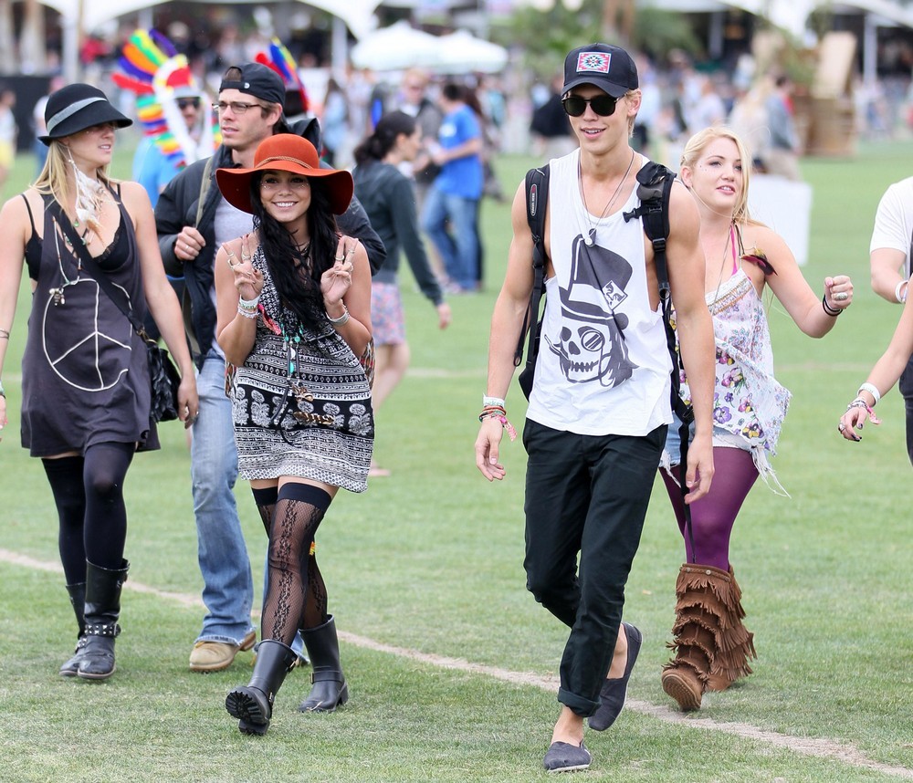 Vanessa Hudgens;Austin Butler;<br>Celebrities at The 2012 Coachella Valley Music and Arts Festival - Day 1