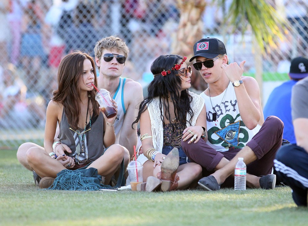 Vanessa Hudgens;Austin Butler;<br>Celebrities at The 2012 Coachella Valley Music and Arts Festival - Day 3