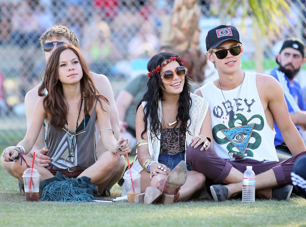 Vanessa Hudgens;Austin Butler;<br>Celebrities at The 2012 Coachella Valley Music and Arts Festival - Day 3