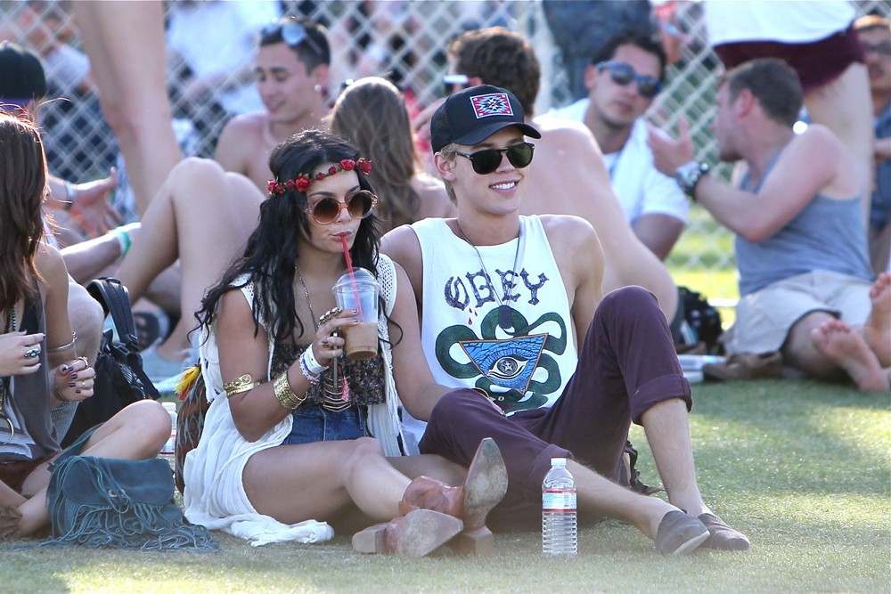 Vanessa Hudgens;Austin Butler;<br>Celebrities at The 2012 Coachella Valley Music and Arts Festival - Day 3