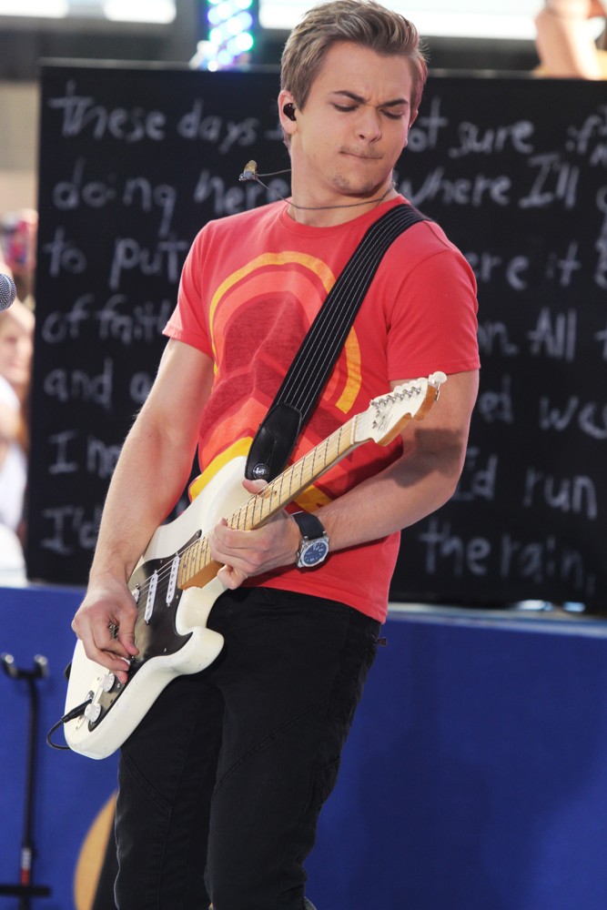 Hunter Hayes Picture 58 Hunter Hayes Performs as Part of The Toyota