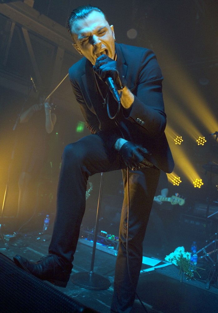 Theo Hutchcraft;Hurts;<br>Hurts Playing A Headline Gig