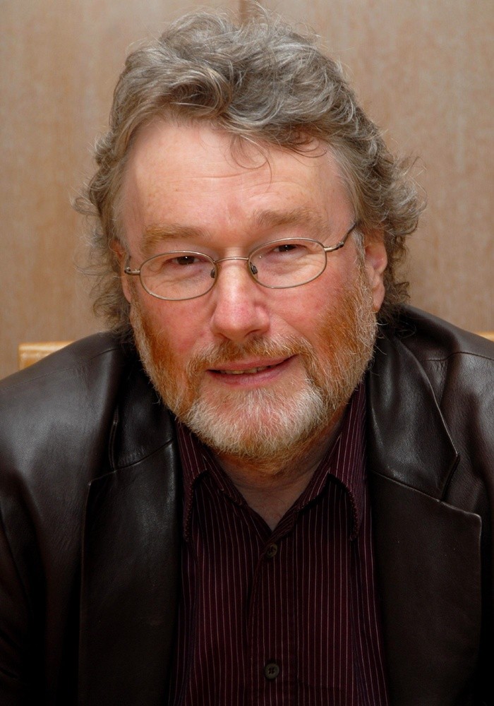 Iain Banks;<br>Iain Banks Signs His Book The Steep Approach to Garbadale