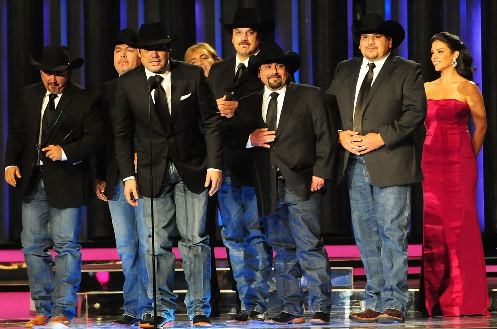 Intocable;<br>Billboard Latin Music Awards 2012 - Show
