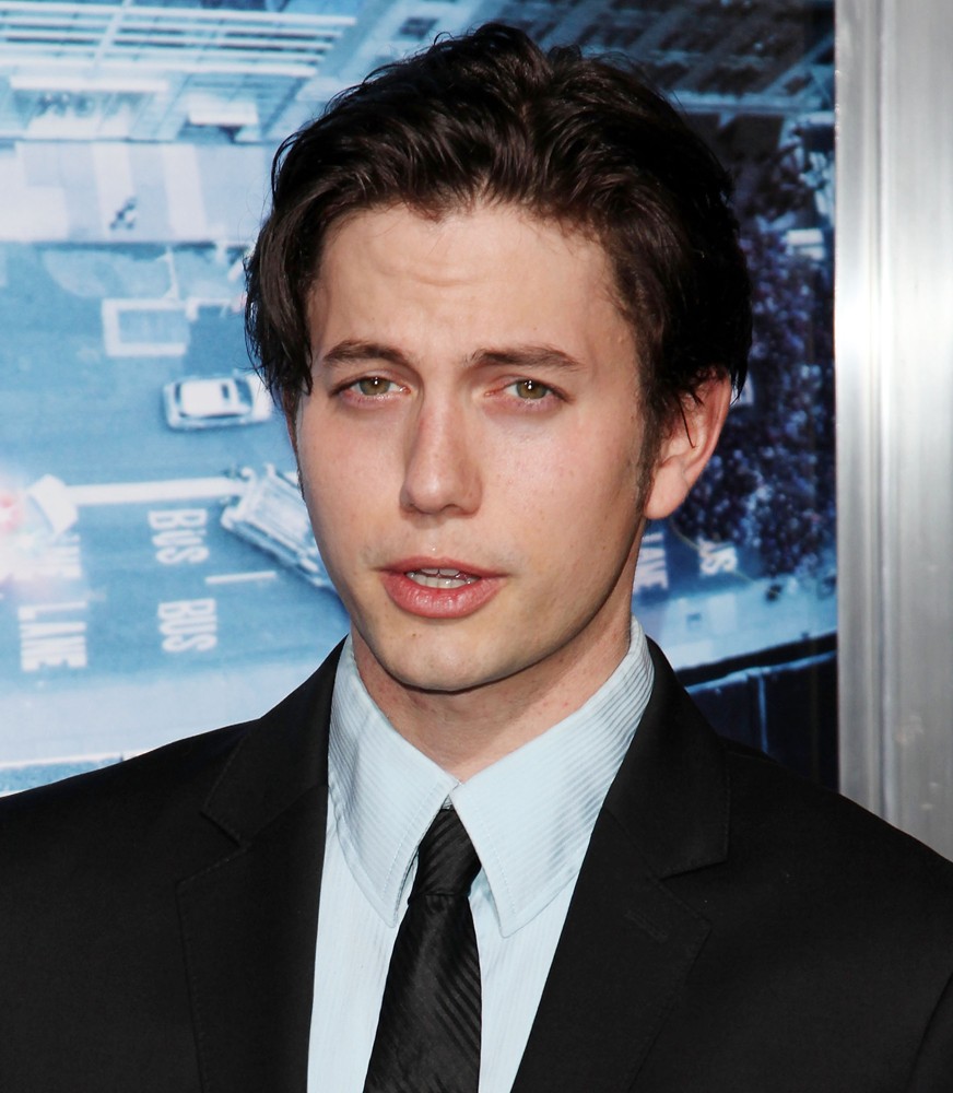 Jackson Rathbone Picture 1 - Premiere of Man on a Ledge