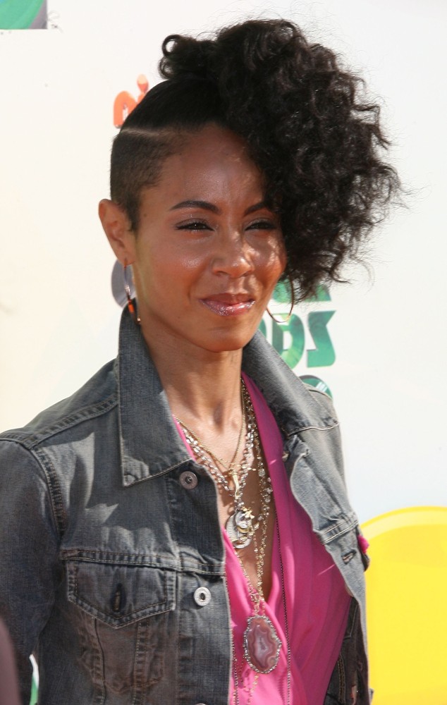 Jada Pinkett Smith;<br>2012 Kids' Choice Awards - Arrivals
