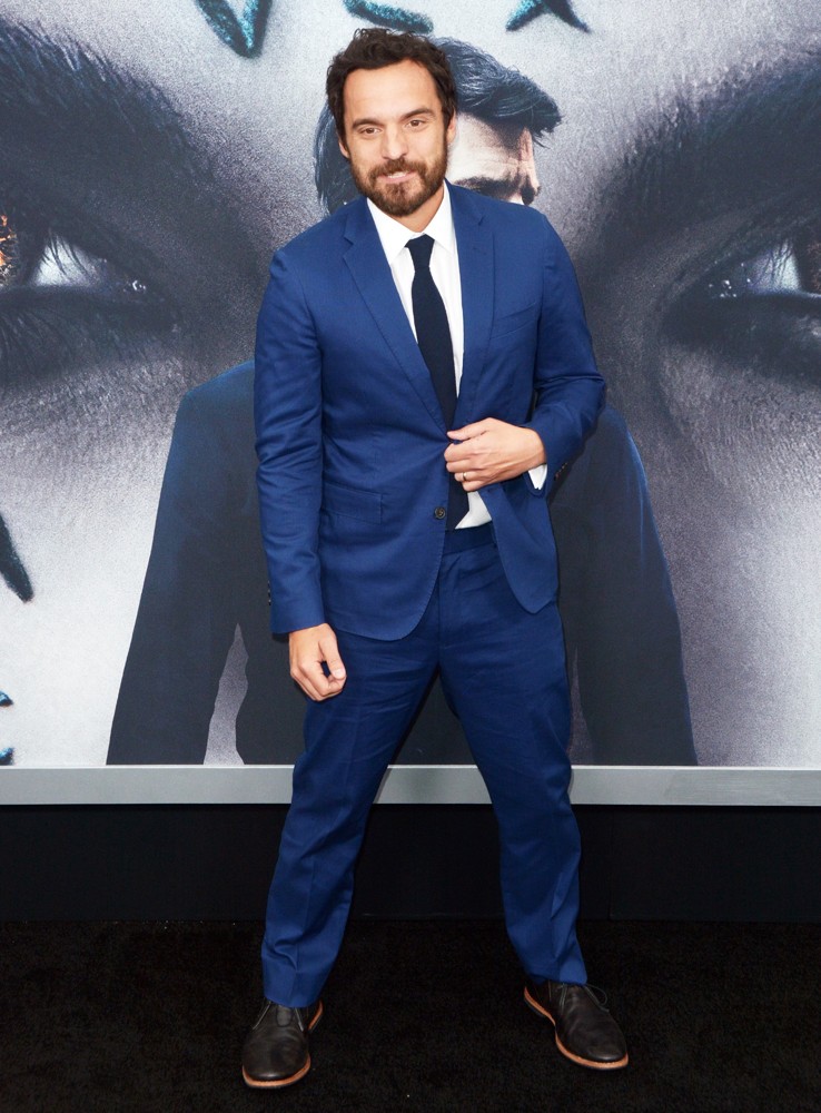 Jake Johnson<br>Premiere of The Mummy - Red Carpet Arrivals