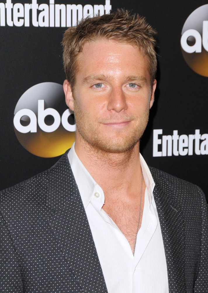 Jake McDorman Picture 4 Jake McDorman and Analeigh Tipton on