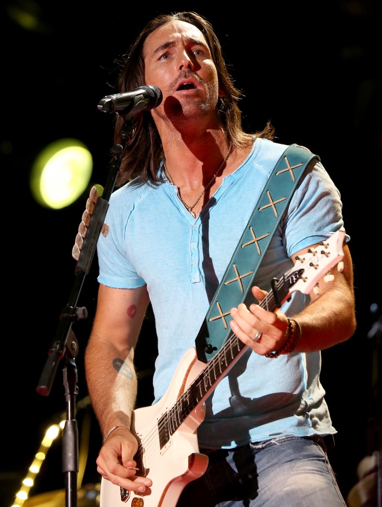 Jake Owen;<br>The 2013 CMA Music Festival - Day 4