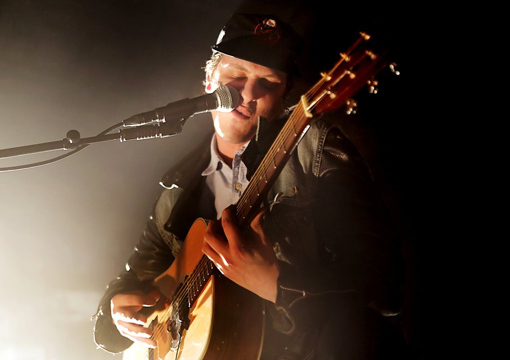 Jamie T Performing Live on Stage