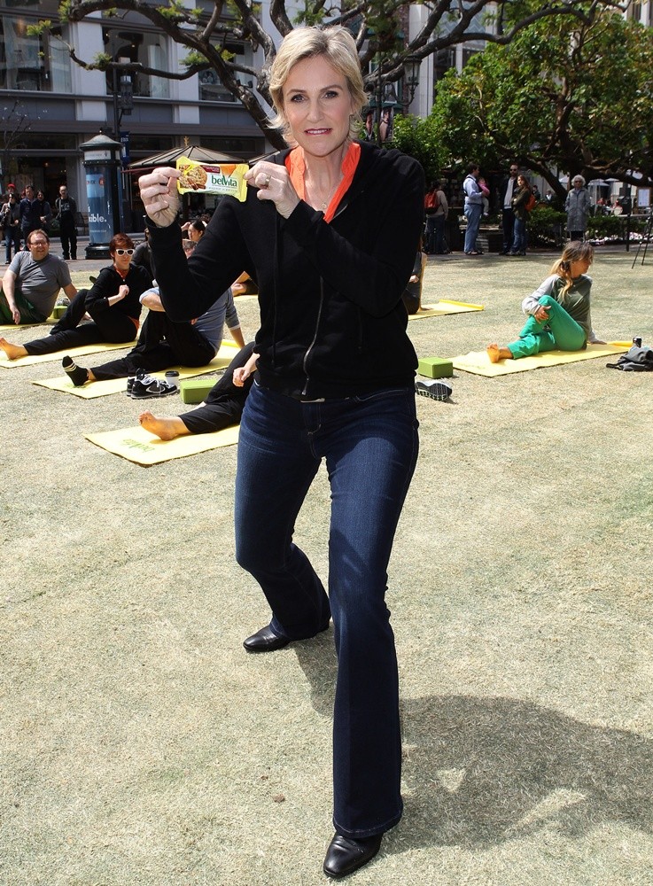 Jane Lynch;<br>Jane Lynch Teams Up with belVita Breakfast Biscuits and Launch A Morning Motivation Web Video