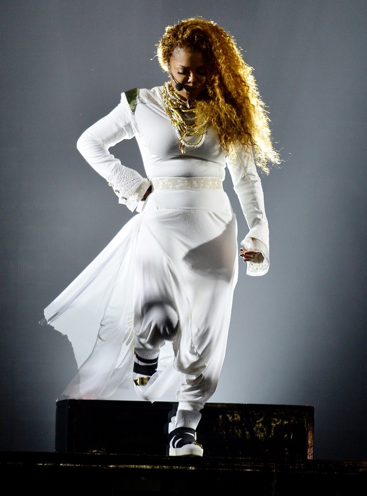 unbreakable tour janet jackson