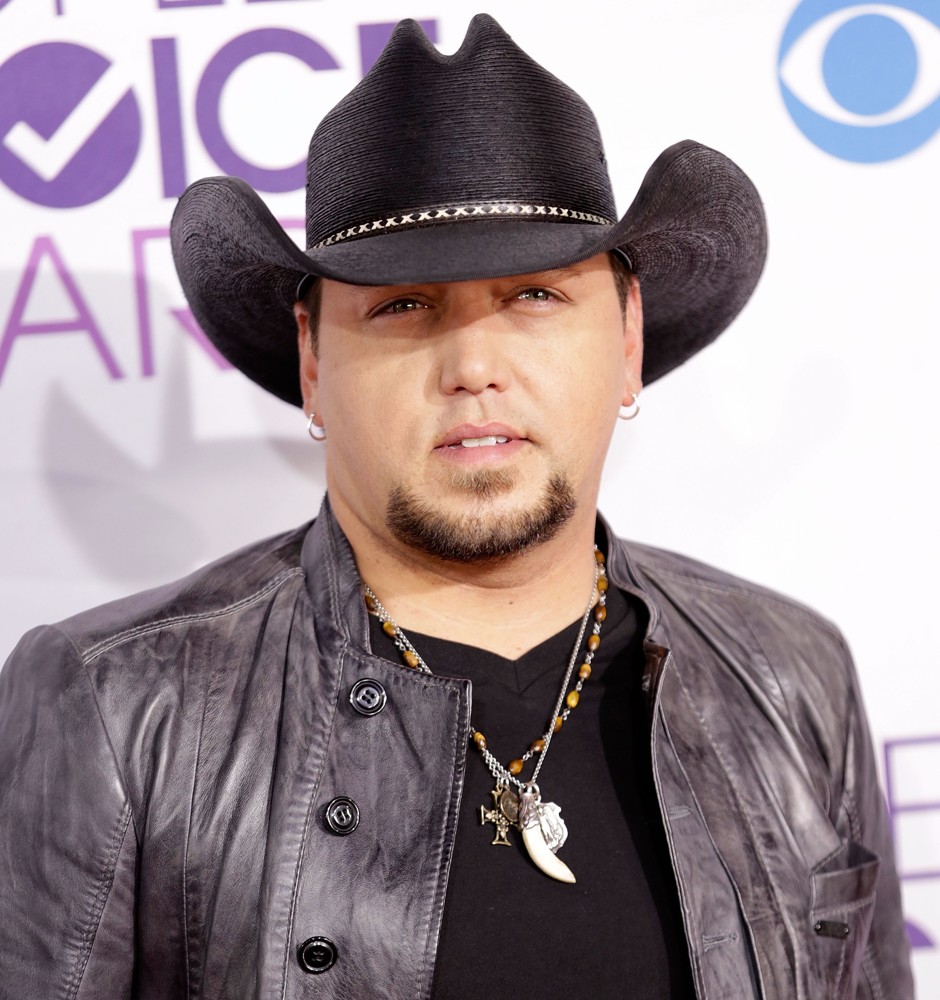 Jason Aldean;<br>People's Choice Awards 2013 - Red Carpet Arrivals