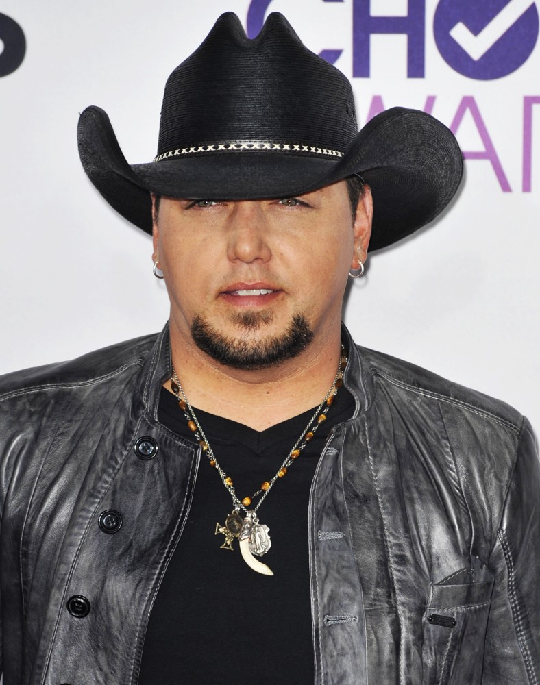 Jason Aldean;<br>People's Choice Awards 2013 - Red Carpet Arrivals