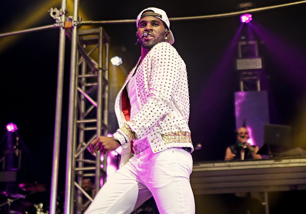 Jason Derulo;<br>Jason Derulo Performing Live on Stage