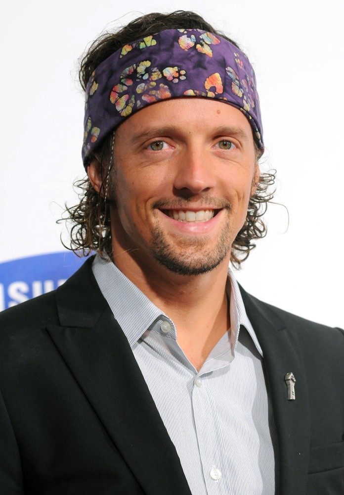 Jason Mraz;<br>2011 Samsung Hope for Children Benefit Gala - Arrivals
