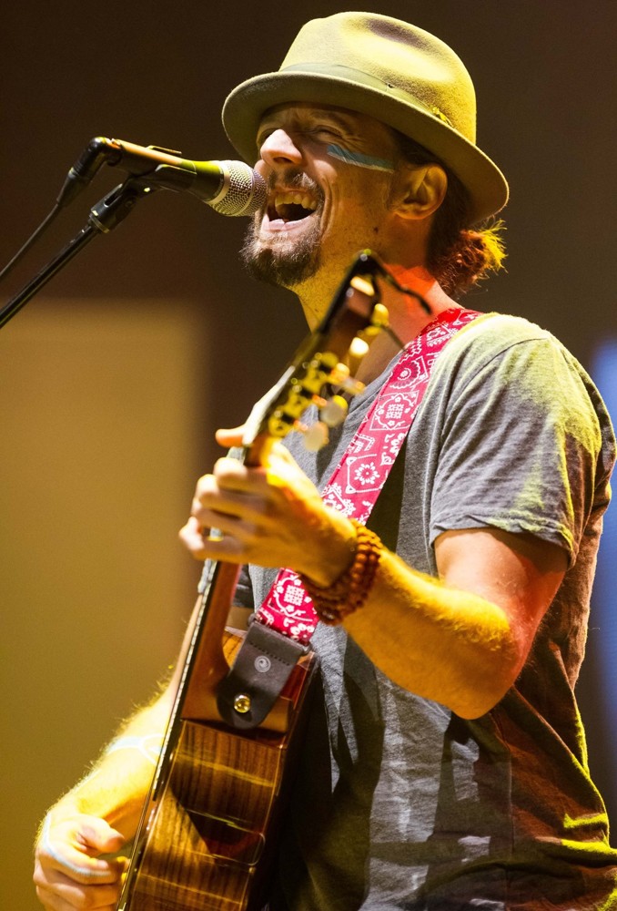 Jason Mraz;<br>Jason Mraz Performs Live