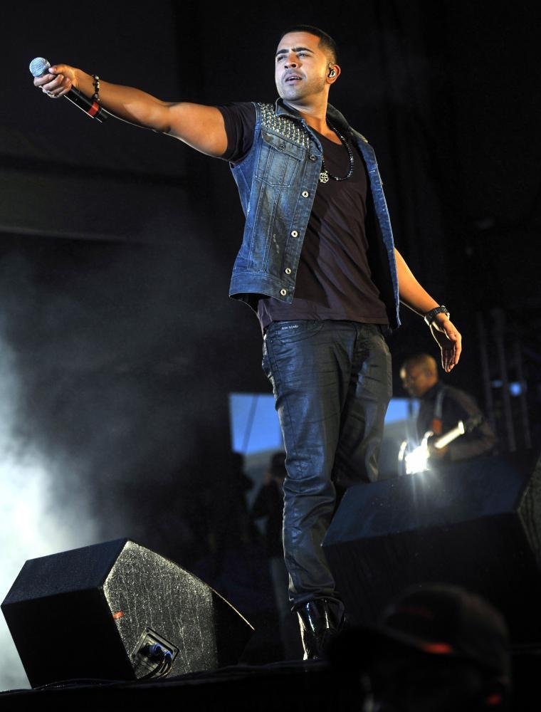 Jay Sean;<br>B96 Pepsi SummerBash 2011