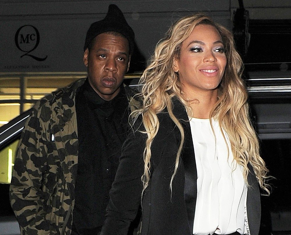 Jay-Z Picture 304 - Beyonce Performs Live in Concert During The Mrs ...